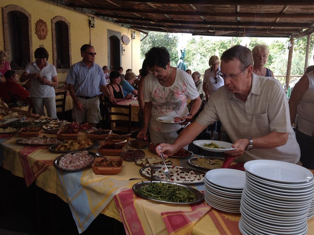 Agriturismo Borgo San Nicolao *