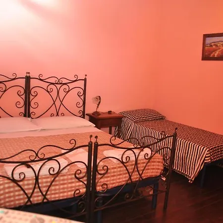 Villa Agriturismo Borgo San Nicolao à Randazzo Chambre photo